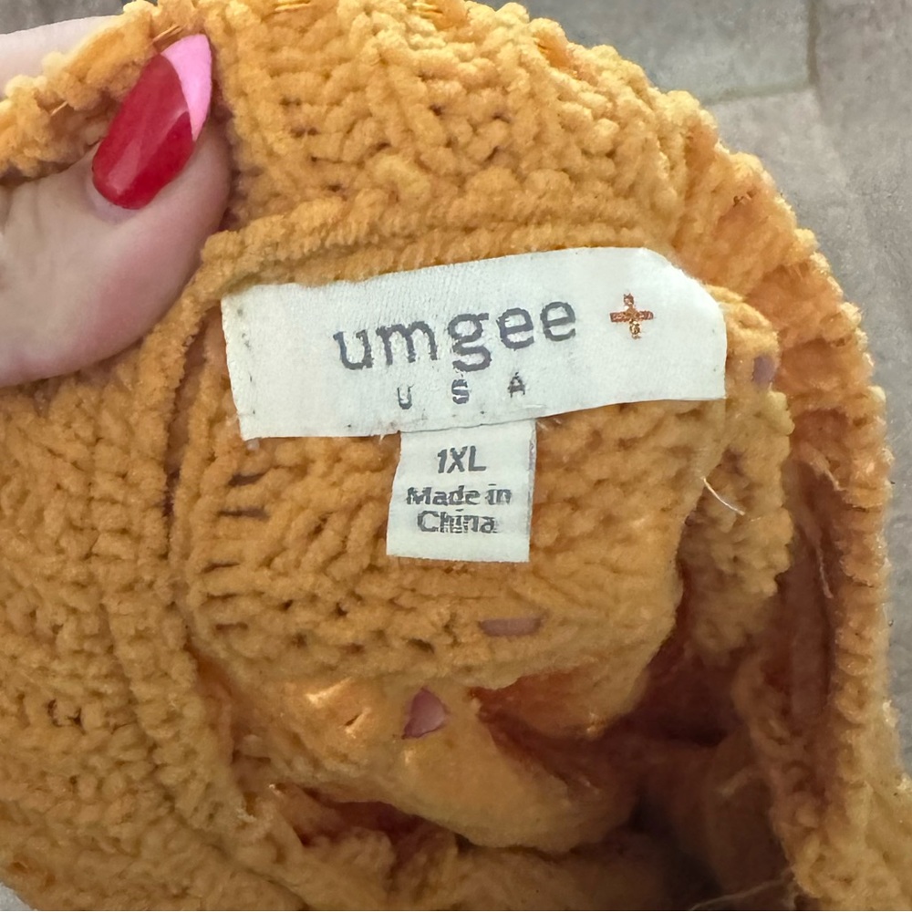 Umgee Mustard Knit Sweater - Picture 2 of 6